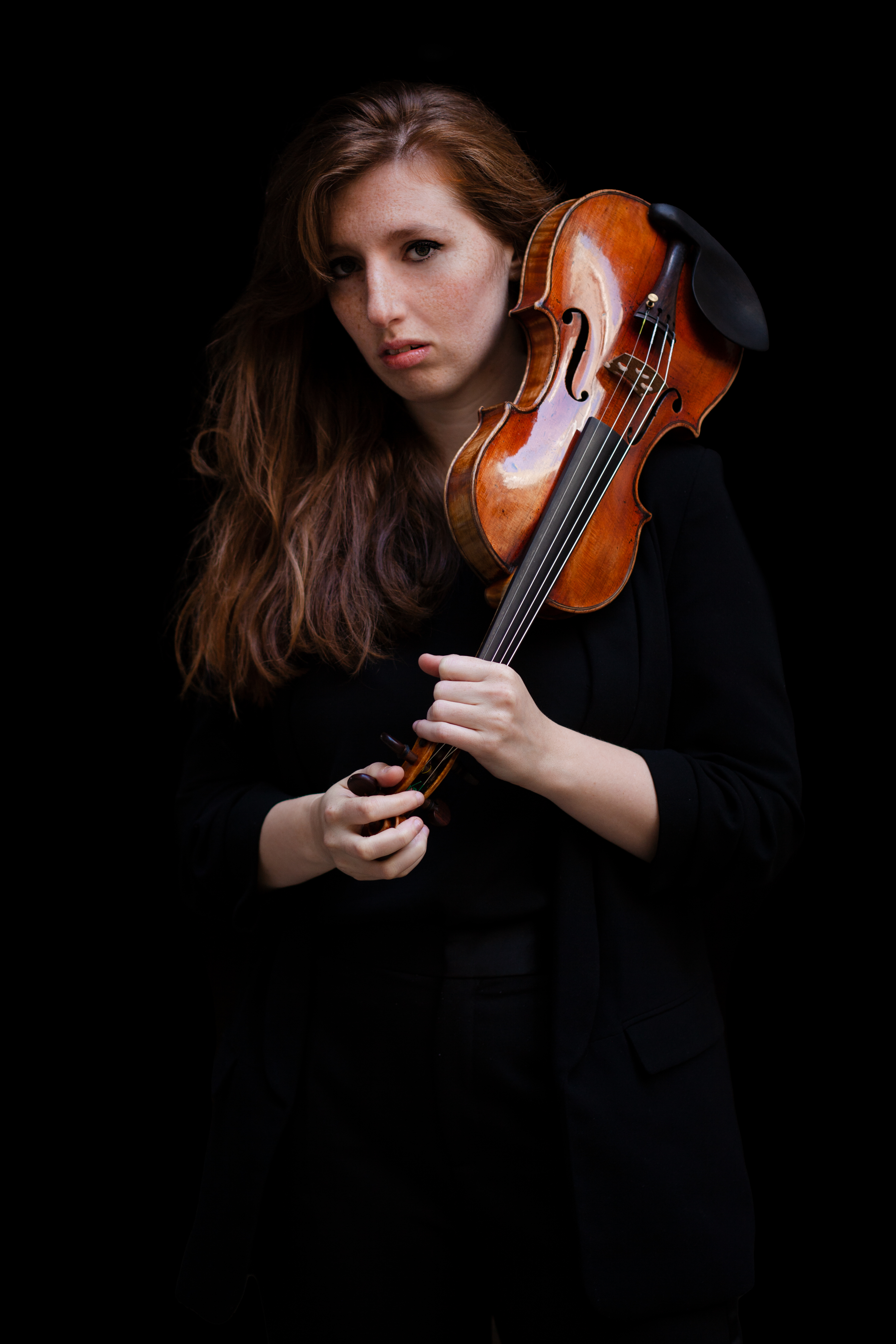 principal image of the artist
